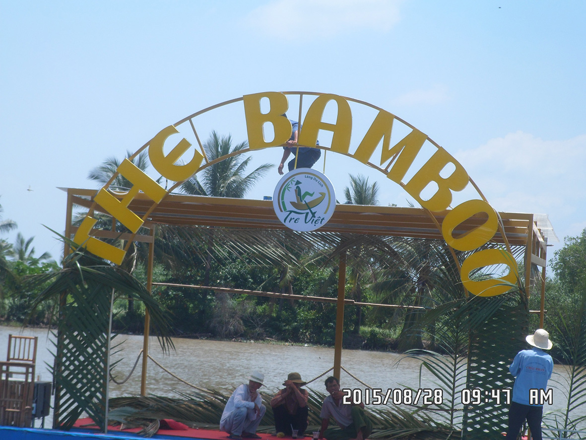 Thi công logo Khu Du lich Làng Tre Việt